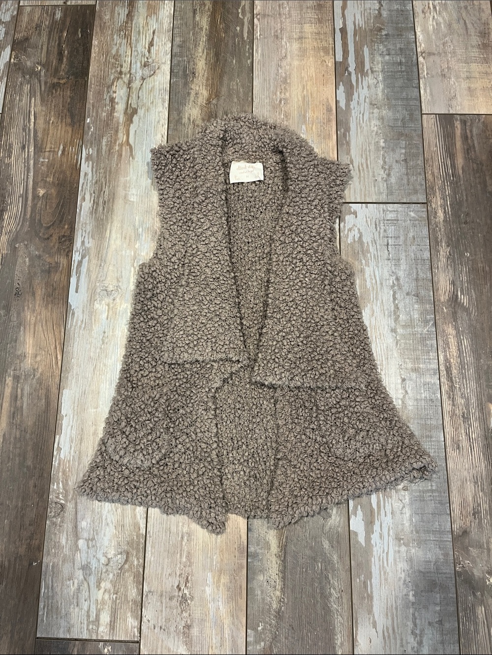 altar’d stateTextured Sherpa Open-Front Vest in Taupe